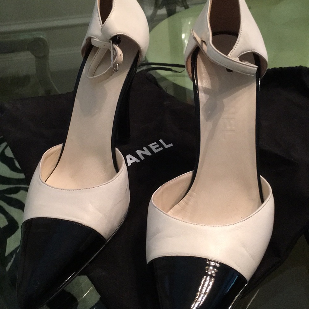 Chanel  high heels 👠!!!